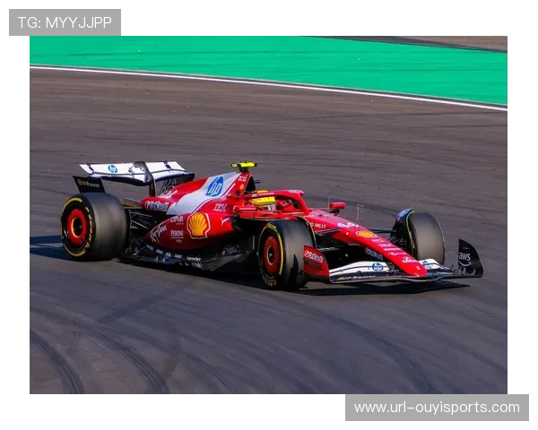 F1管理公司总裁多梅尼卡利出席上海大奖赛启动仪式揭幕赛车新篇章